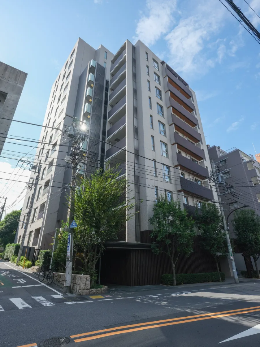 プラウド神楽坂の外観1