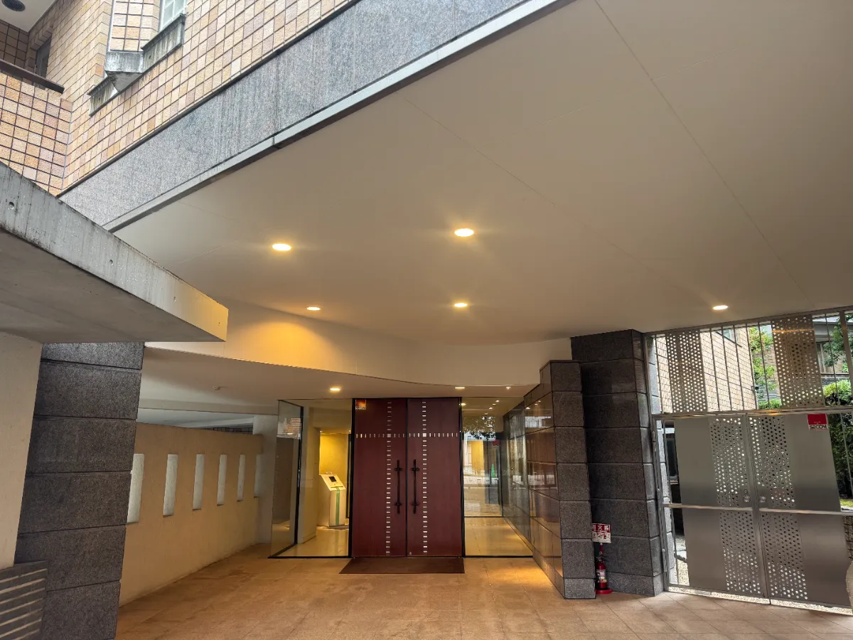 グローリオ麻布霞町の外観2