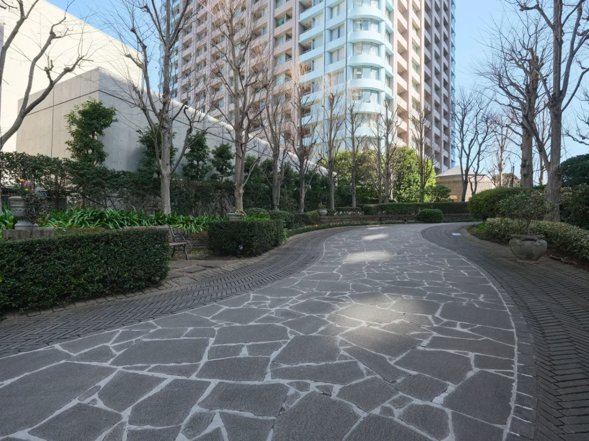 センチュリーパークタワーの外観2