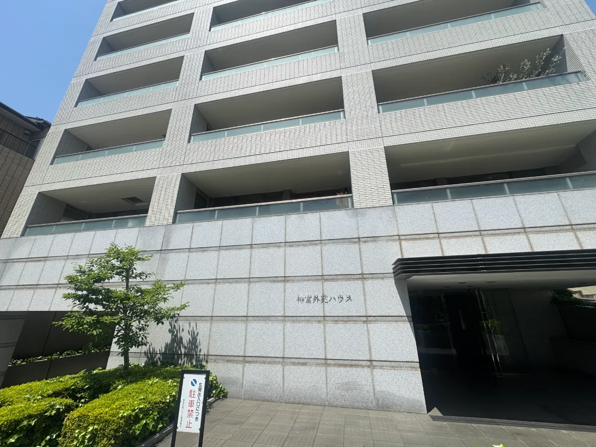 神宮外苑ハウスの外観2