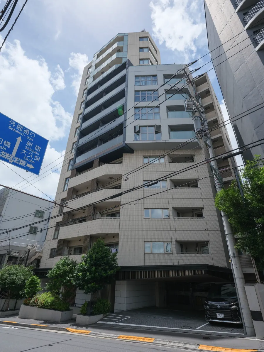 プラウド神楽坂マークスの外観1