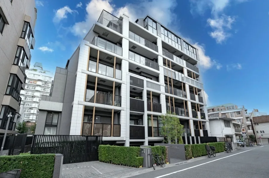 シティハウス四谷坂町の外観1