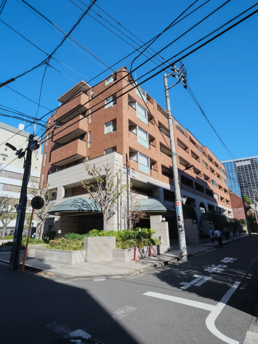 ヴェーゼント赤坂新坂の外観1